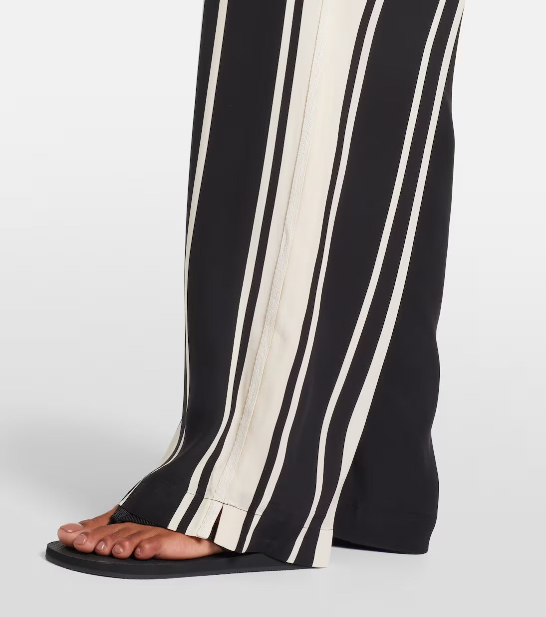 Printed Crepe Wrap Suit